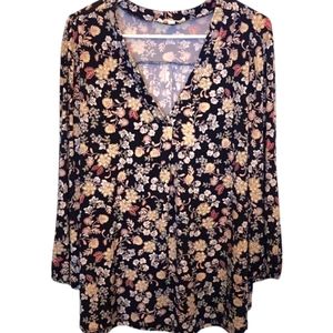 ⭐️Two by Vince Camuto black with floral print size 2x